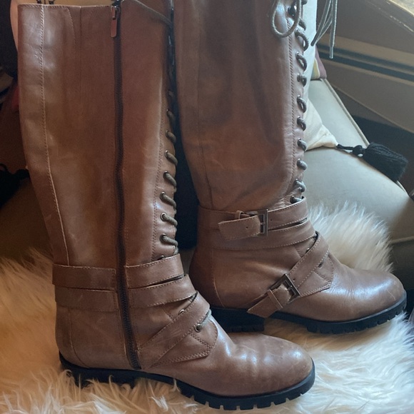 Enzo Angiolini lace up boot - Picture 2 of 6